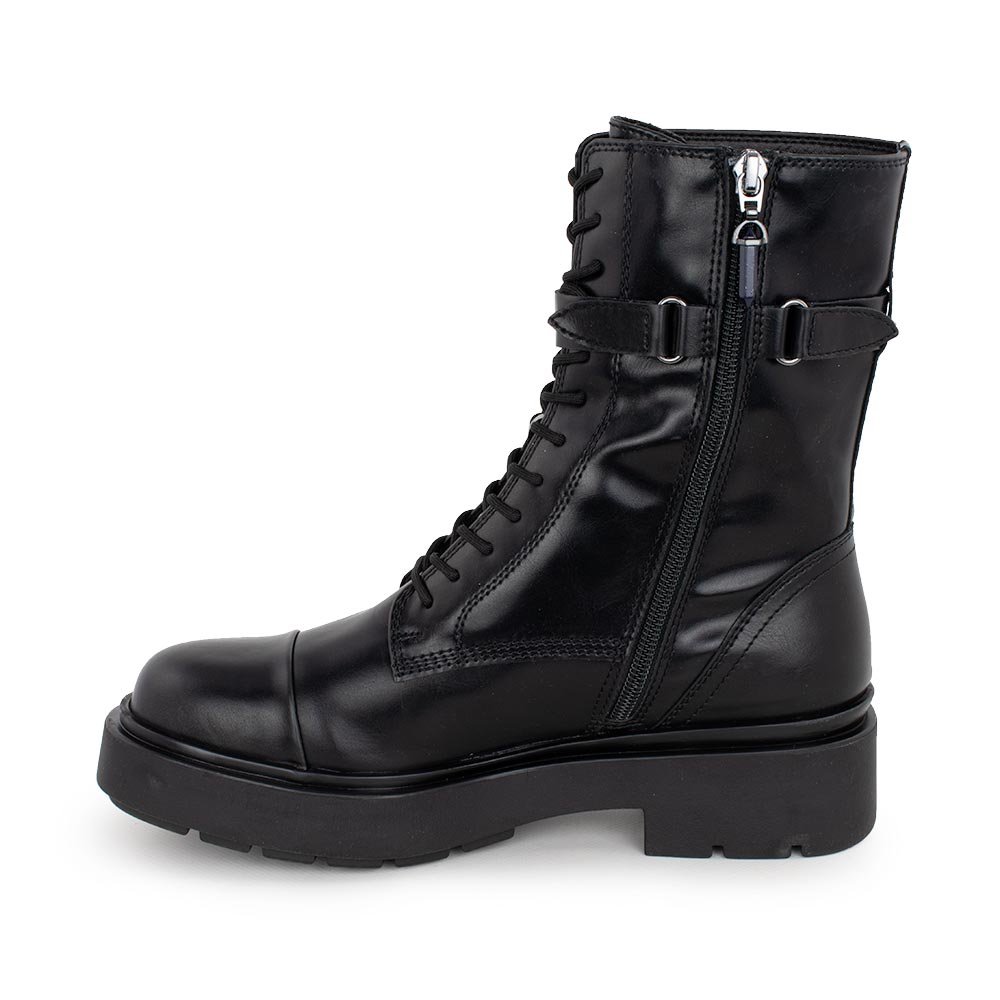 TAMARIS ΓΥΝΑΙΚΕΙΑ ΜΠΟΤΑΚΙΑ ΜΕ ΑΠΟΣΠΩΜΕΝΟ ΤΣΑΝΤΑΚΙ 1-25292-27 001 ΜΑΥΡΑ - Image 3